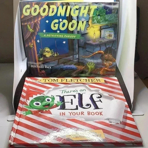 Lot of 2 books - Picture 1 of 9